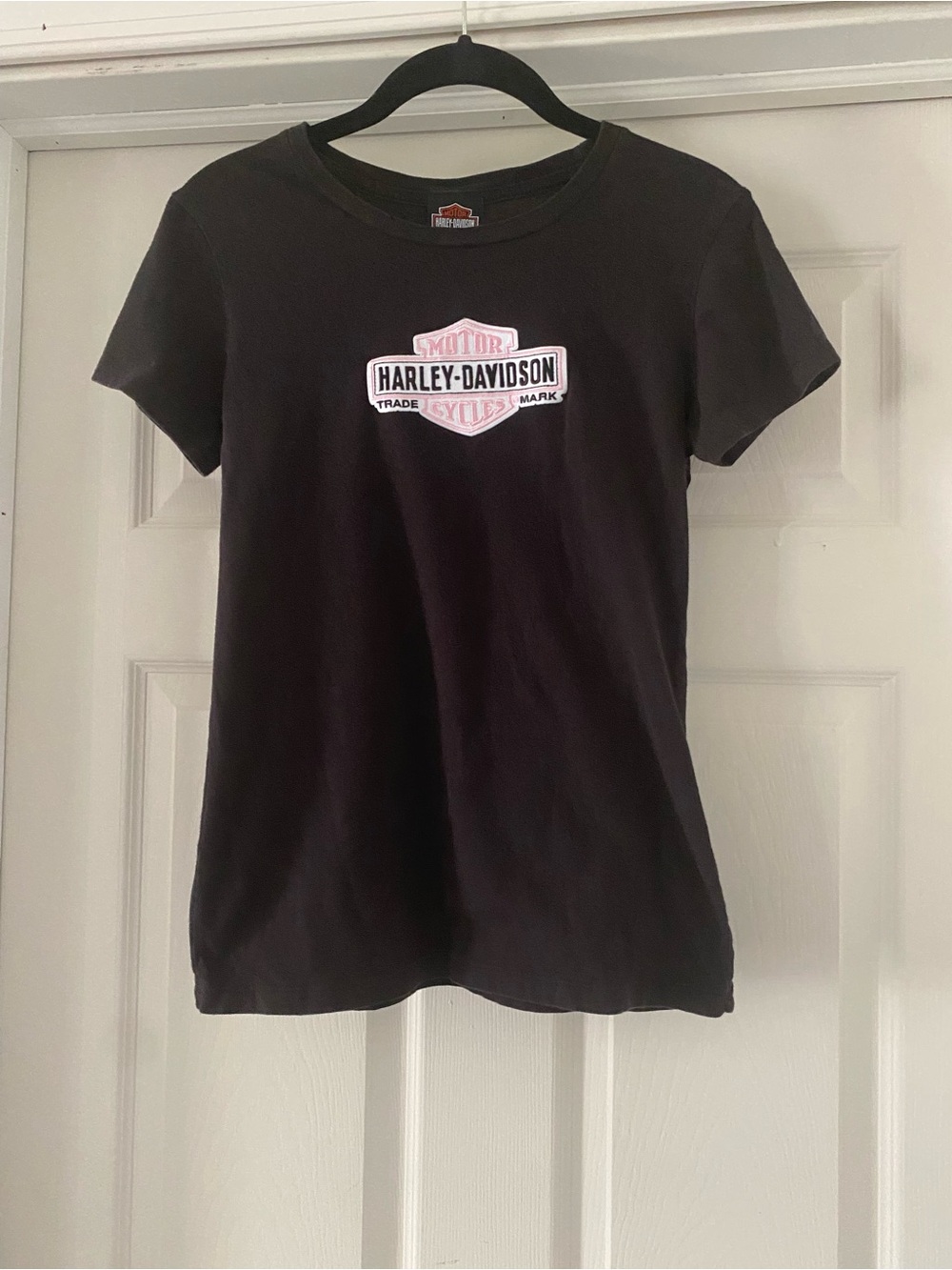 Harley Davidson Embroidered T-Shirt Black/Pink Patch Women’s Small Biker Y2K